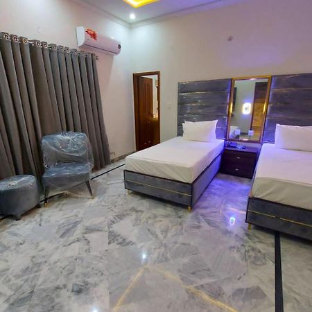 Red Fort Hotel Gulberg Lahore Exterior photo